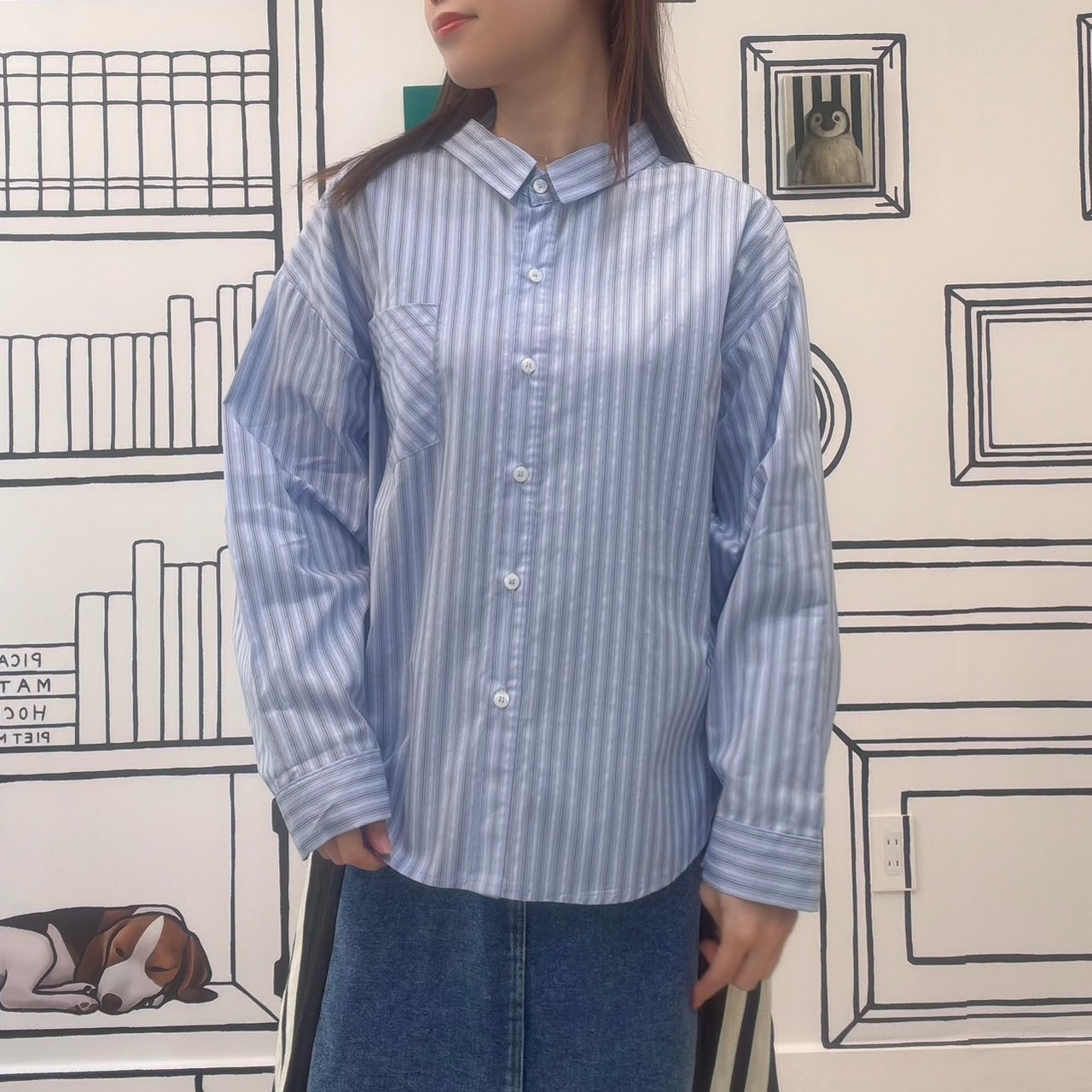 バックシャンストライプシャツ