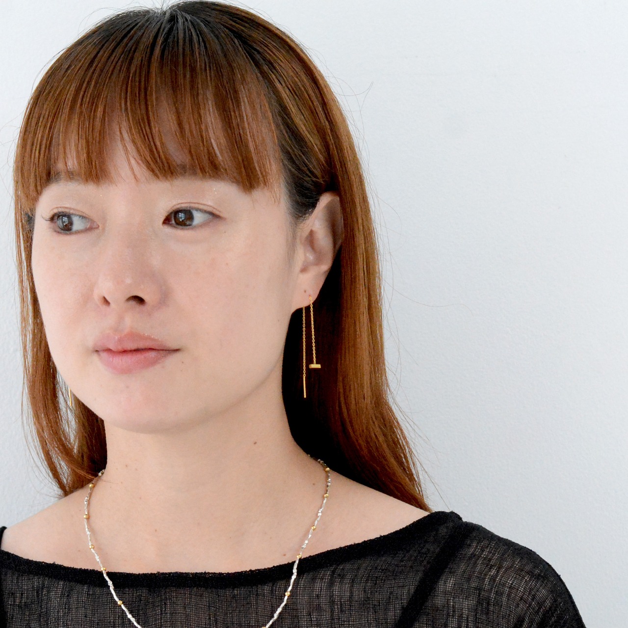 vertical  ピアス ゴールド