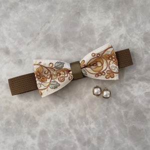 cuffs button × tai code