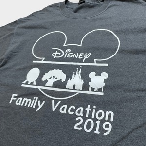 【HANES】Disney Family Vacation ロゴ プリント Tシャツ 2XL ビッグシルエット 半袖  ディズニー ミッキー ヘインズUS古着