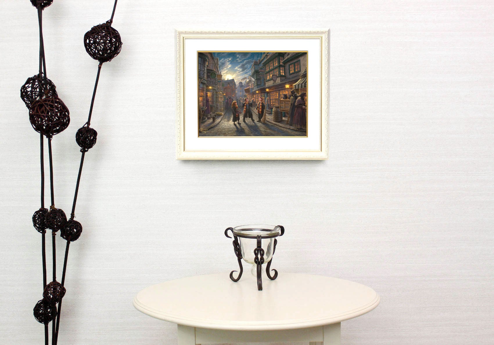 トーマス キンケード スタジオ「ハリー・ポッター/ダイアゴン横丁」額縁 作品証明書 展示用フック付き アートプリントポスター