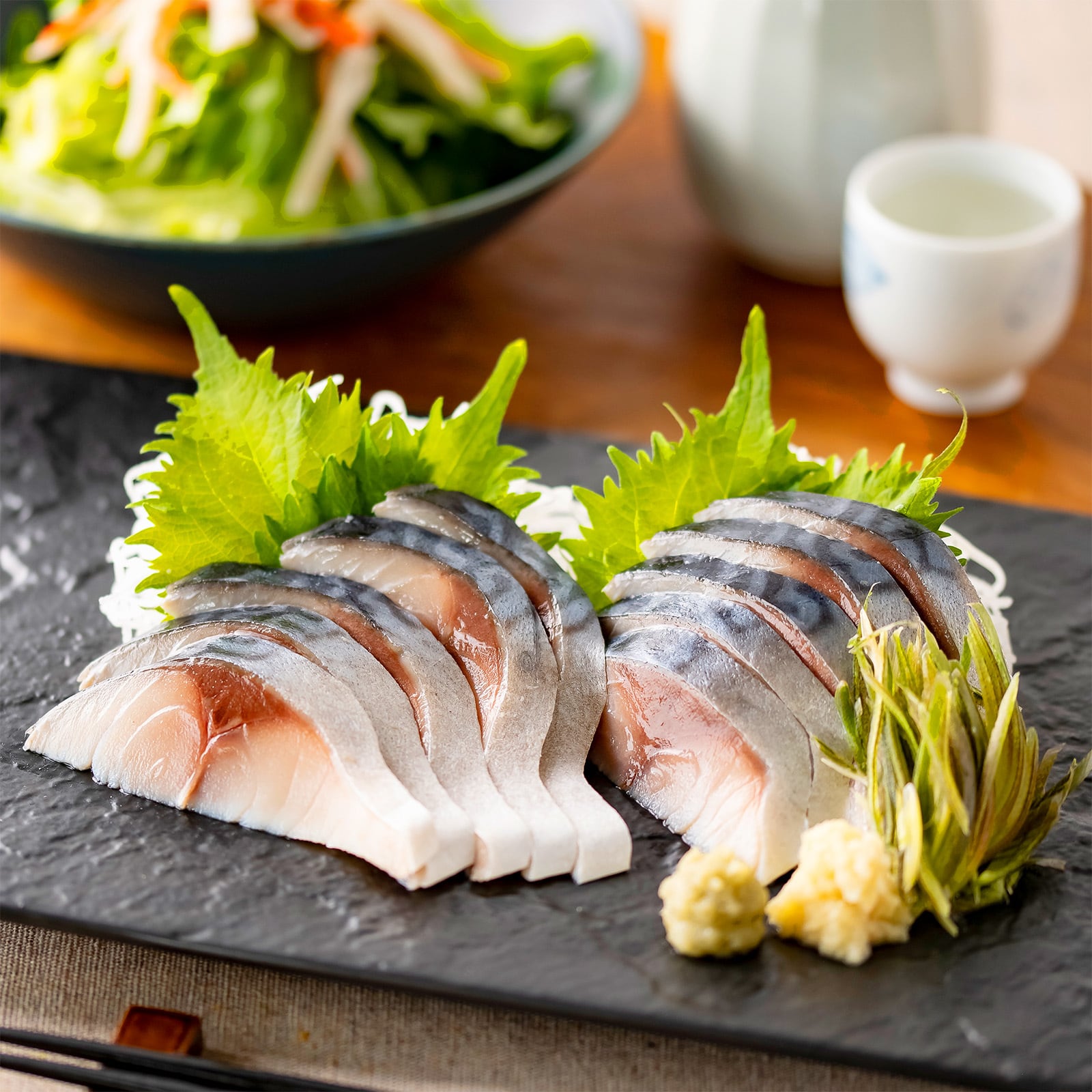 青森県・八戸加工 プレミアムしめさば 超特大サイズ 220g【冷凍