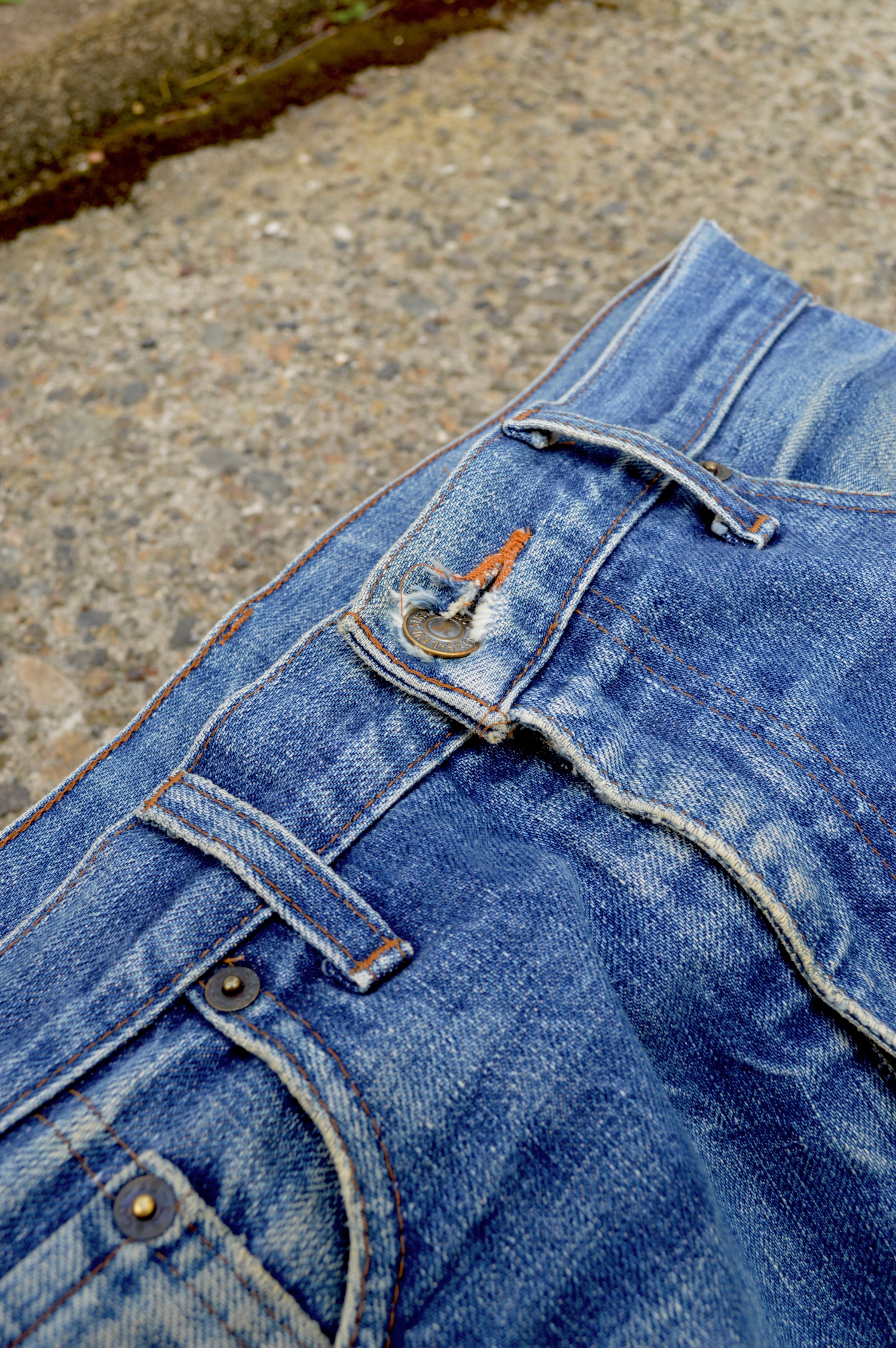 デッド《リーバイス》502XX (W32)セルビッチ 赤耳 紙パッチ J22 2025年最新】リーバイス 502XX J22の人気アイテム - メルカリ