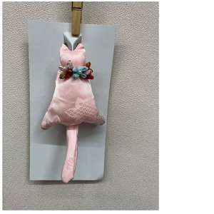 ちりめん細工　猫クリップ　①　ネコピンチ　ハンドメイド