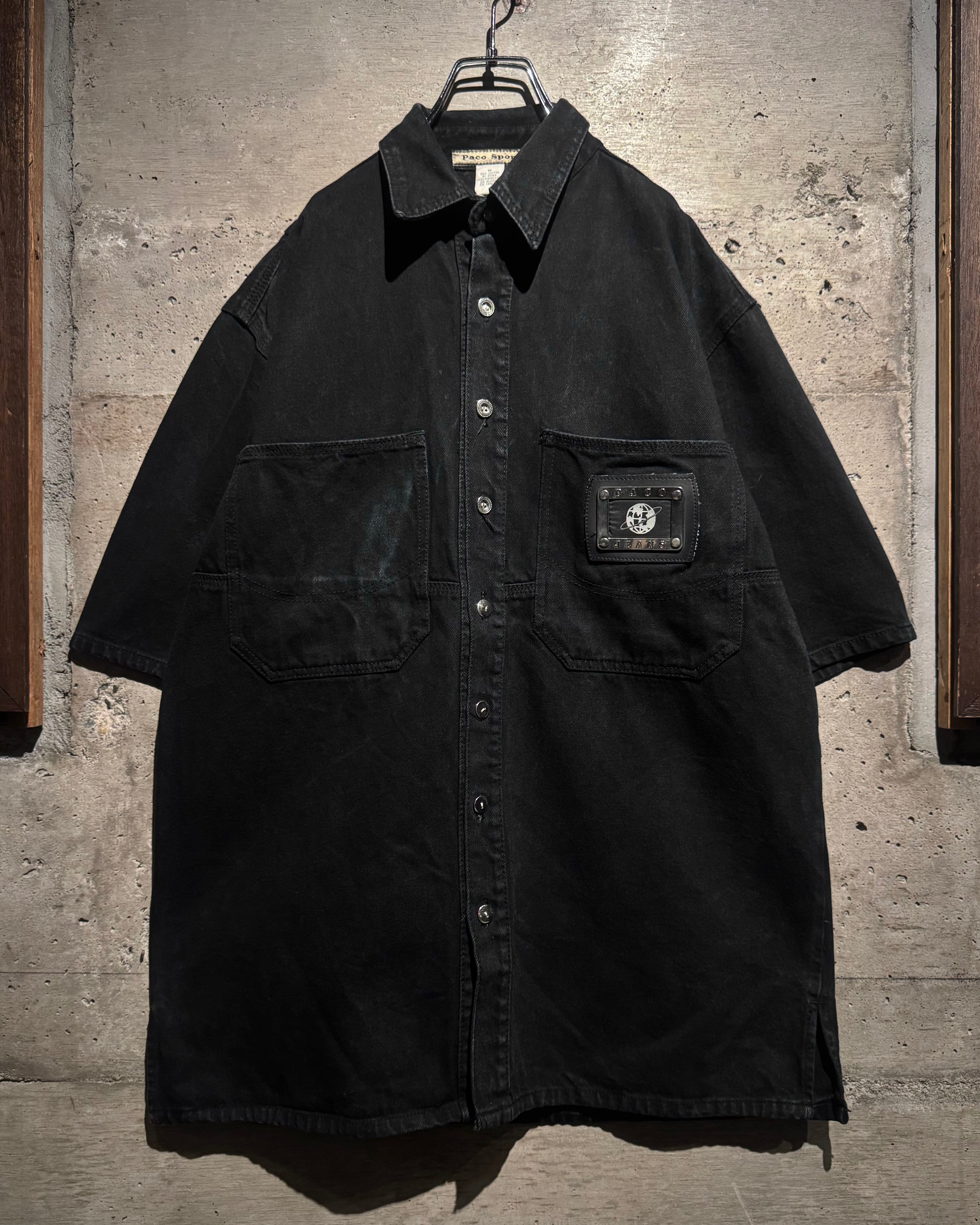 Caka】“PACO SPORTS” Logo Embroidery Vintage S/S Black Denim Shirt