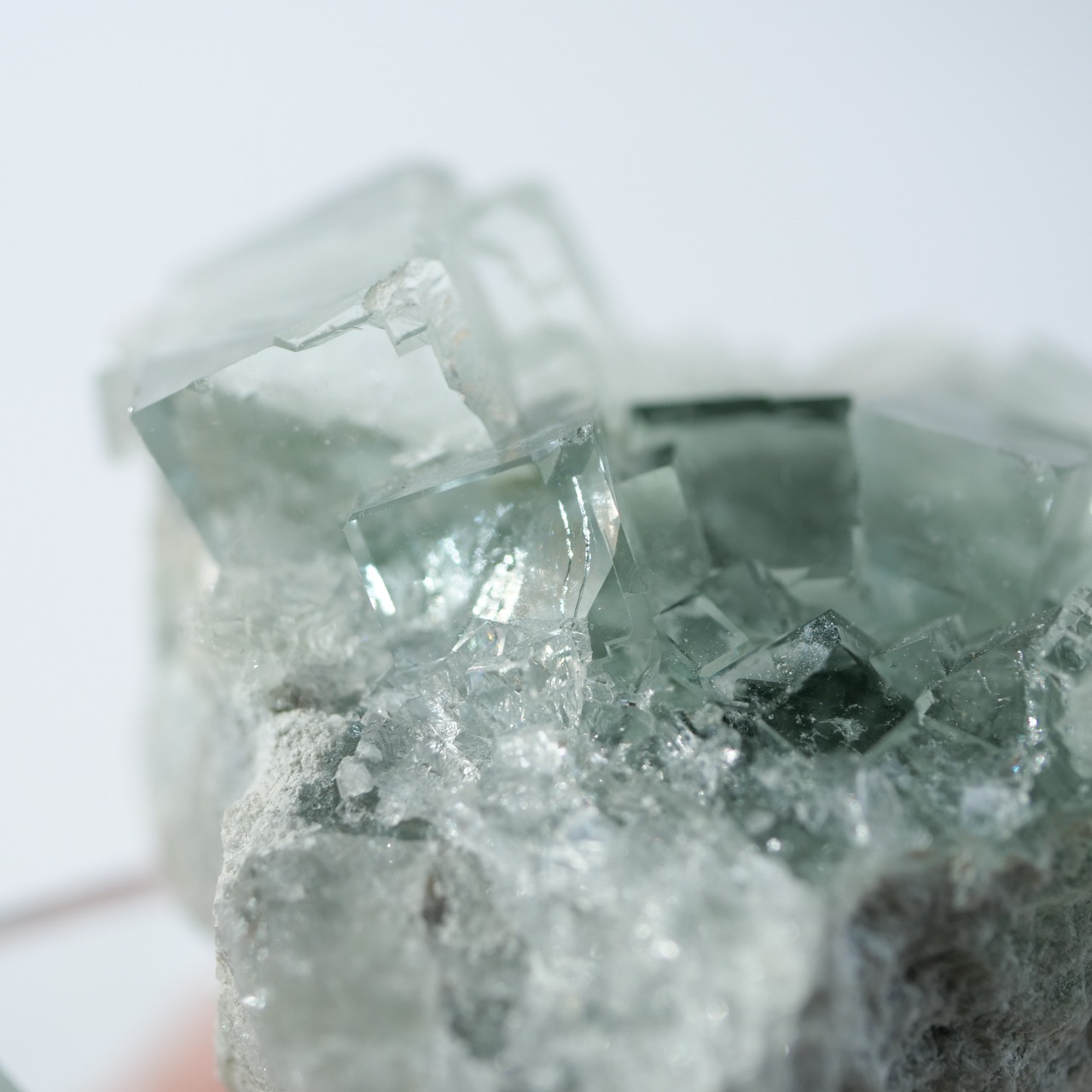 シャンファーリン産 フローライト / 原石 標本【A_2】