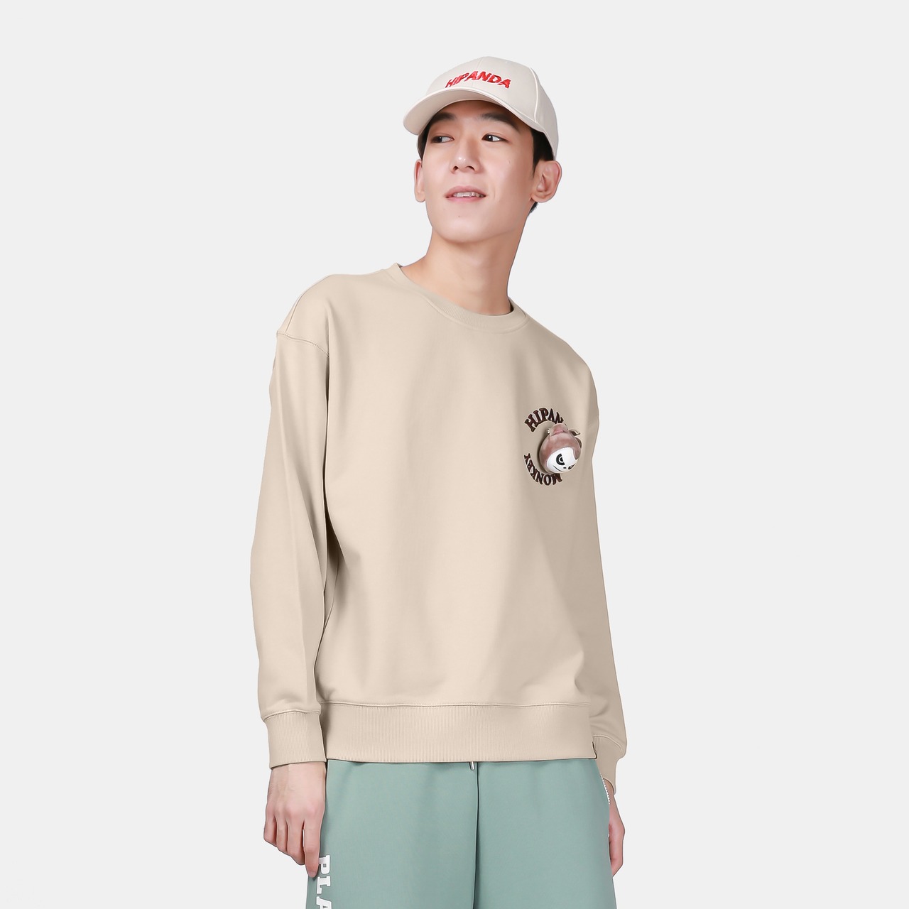 【HIPANDA ハイパンダ】男女兼用 十二支 申年 クルーネック スウェット トレーナー UNISEX  MONKEY YEAR CREW NECK SWEAT SHIRT / KHAKI BEIGE