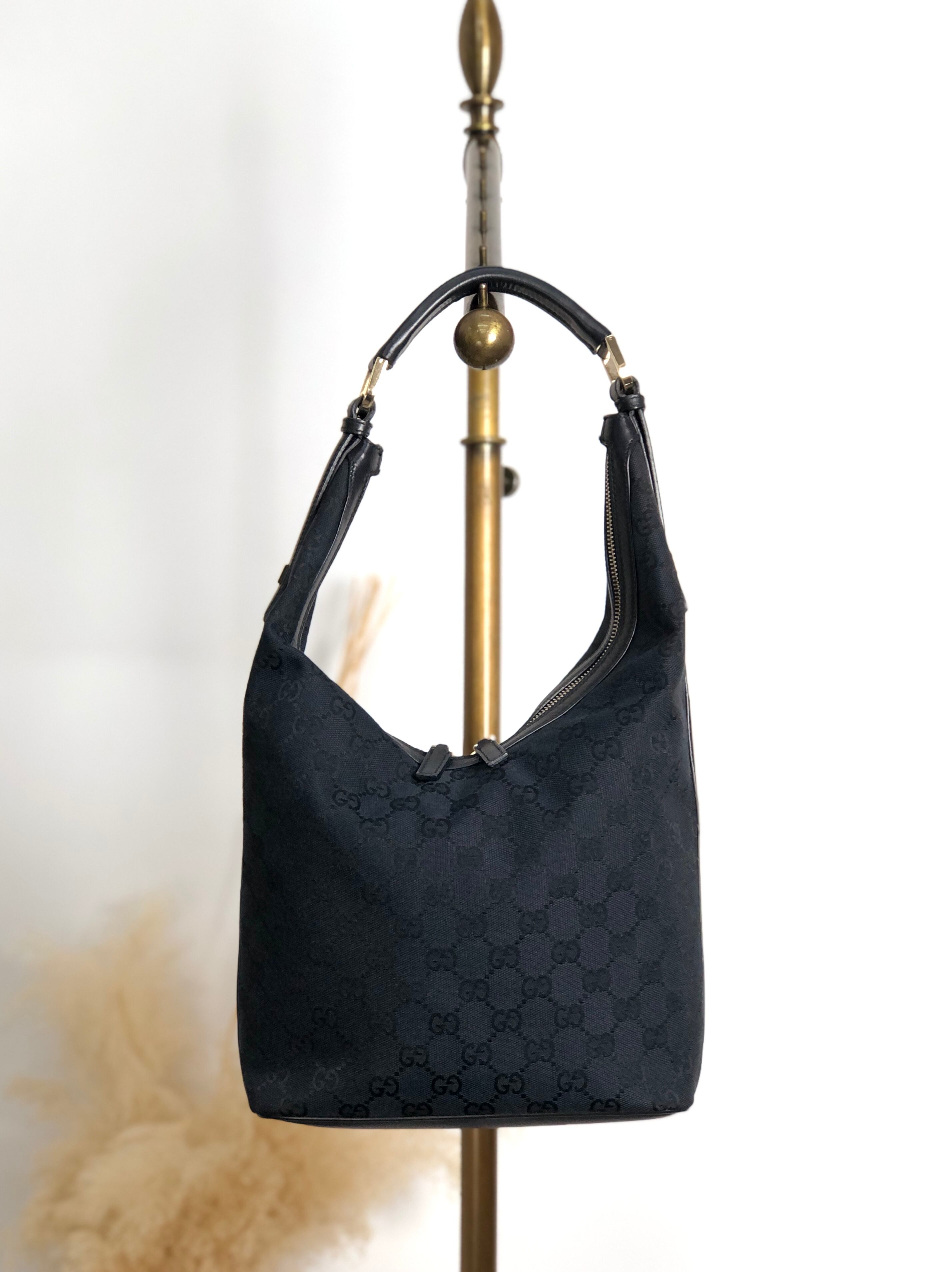 GUCCI グッチ GGキャンバス ショルダーバッグ ブラック キャンバス ホーボーバッグ ワンショルダーバッグ vintage ヴィンテージ オールド jprc3i