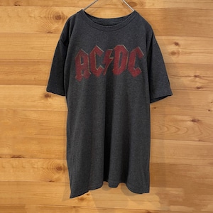 【AC/DC】ロゴ プリント オフィシャル バンドTシャツ 2017年 ロックt バンt M US古着 アメリカ古着