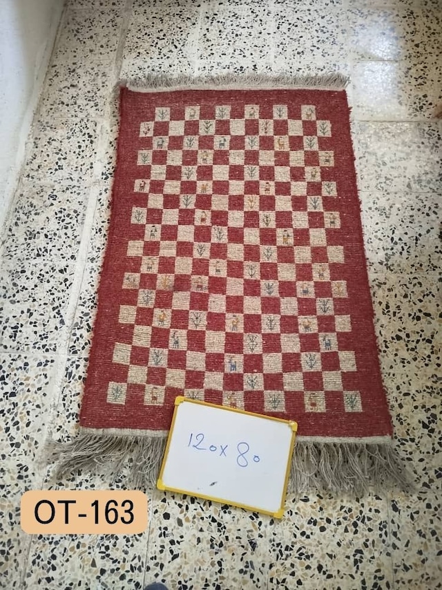 2026年 織りたてギャッベ【No.163】 ※現在、こちらの商品はイランに置いてあります。ご希望の方は先ずは在庫のご確認をお願いします。