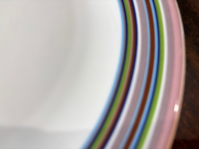 イッタラ　ittala　オリゴ　プレート　26cm　ベージュ  [カラー: ベージュ]