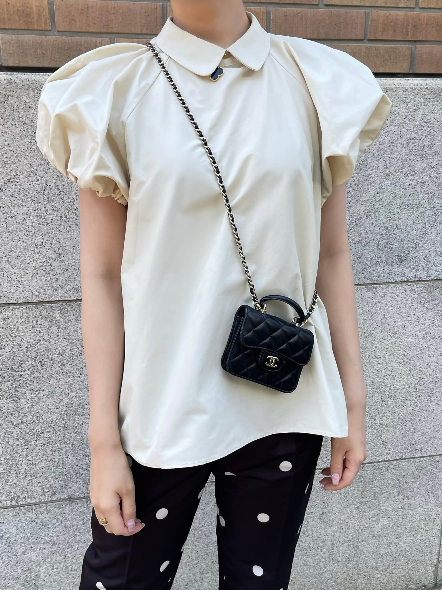 hyeon cabbage blouse / black
