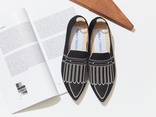 pointed-TROMPE / BLACK