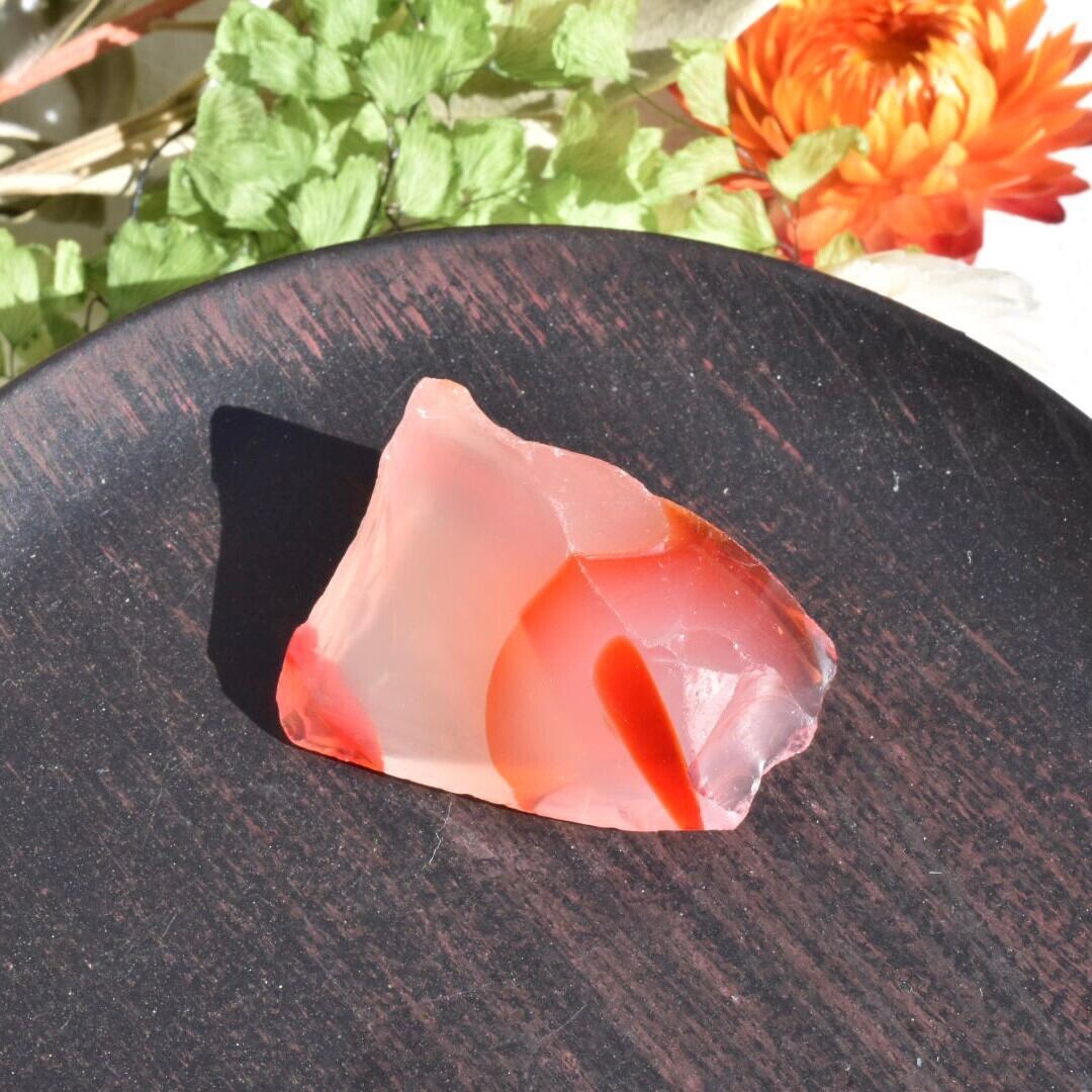 インドネシア産アンダラクリスタル原石 ミルキーホワイトレッドD