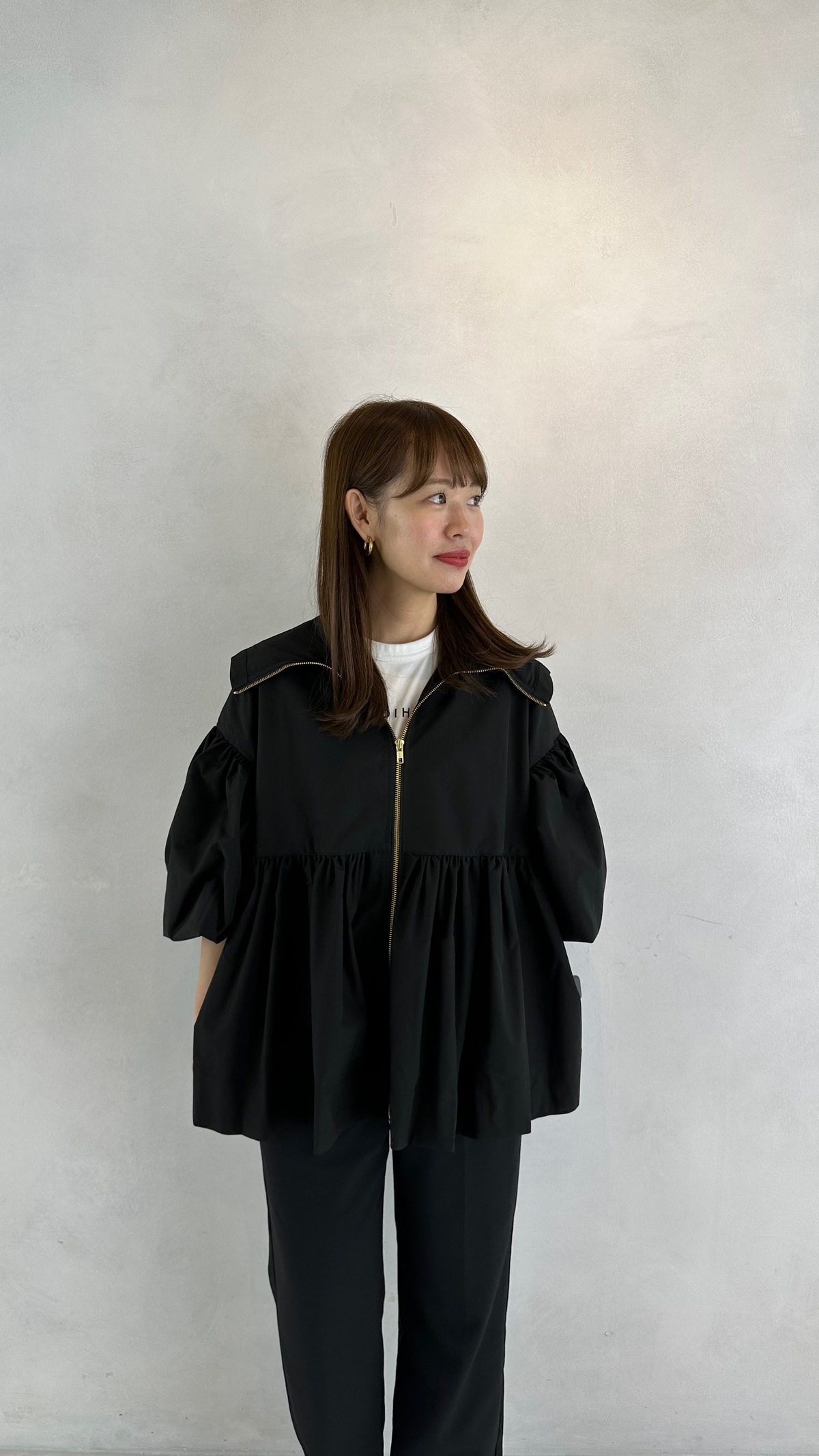 フリルギャザーマウンテンパーカー_ブラック | YOIHI 