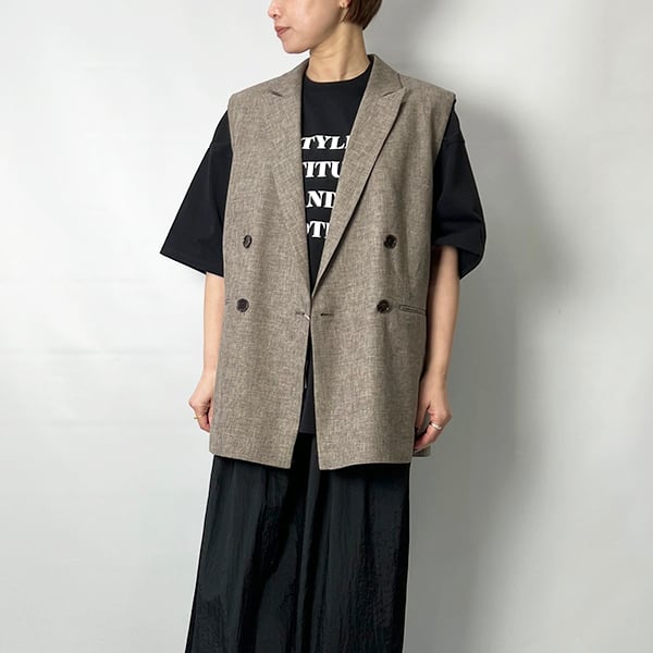 SACRA ジレ　ベスト　LINEN COTTON CHAMBRAY SACRA ジレ ベスト LINEN COTTON CHAMBRAY - メルカリ