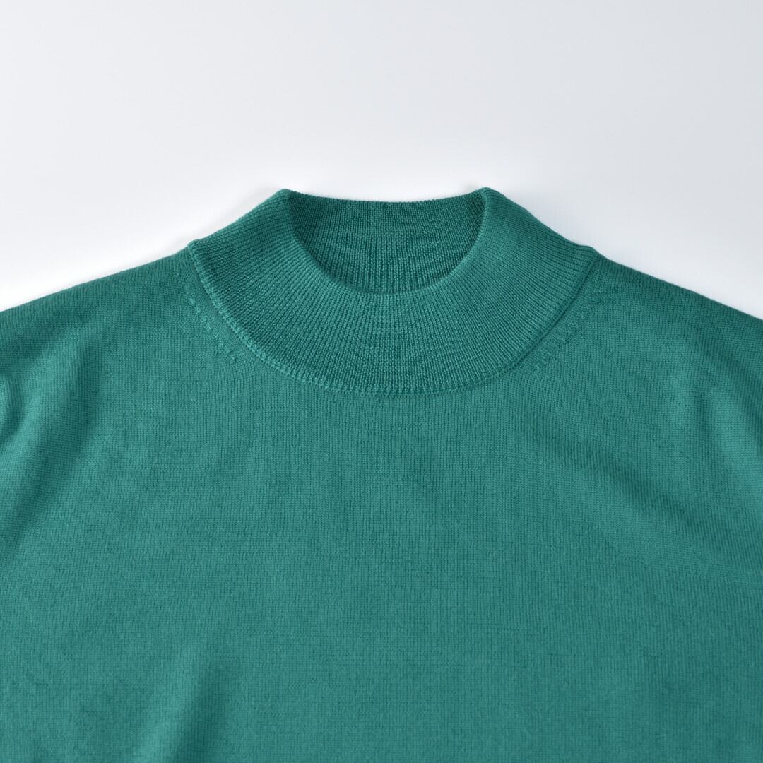 mooncastle ムーンキャッスル ウールモックネックセーター・グラスグリーン 色違いやリピートでご購入いただいています!