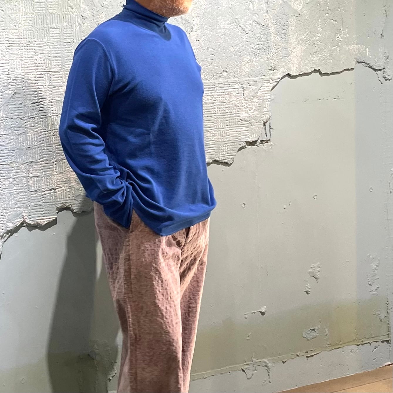 Saby / HIGH NECK long TEE / royal blue