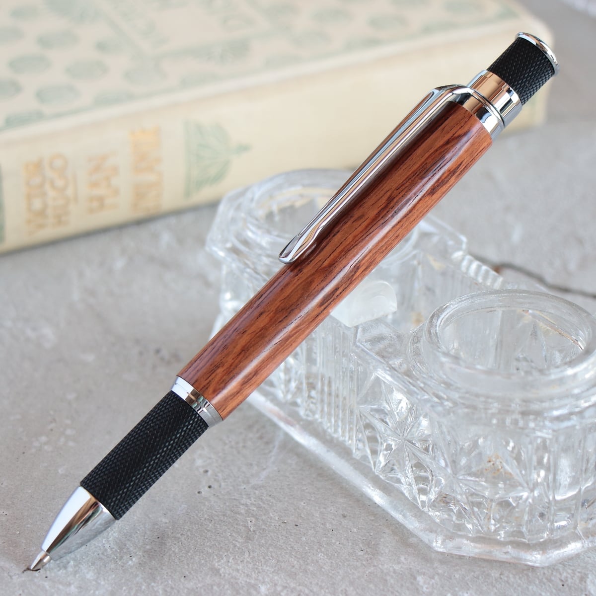 「ホンジュラスローズウッド・Alchymia Black」木軸ボールペン Viriditas ジェットストリーム芯対応