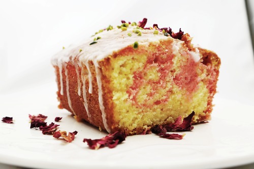 【パウンドケーキ】バラとラズベリーのパウンドケーキ