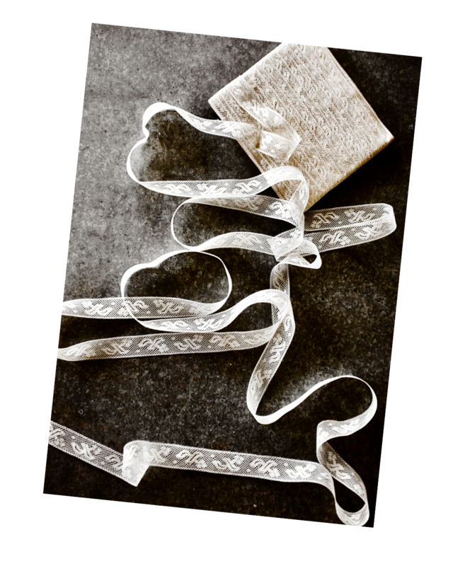 20s フランス 優しい宿り木とヴァレンシエンヌレース 100x2c アンティーク r45mn