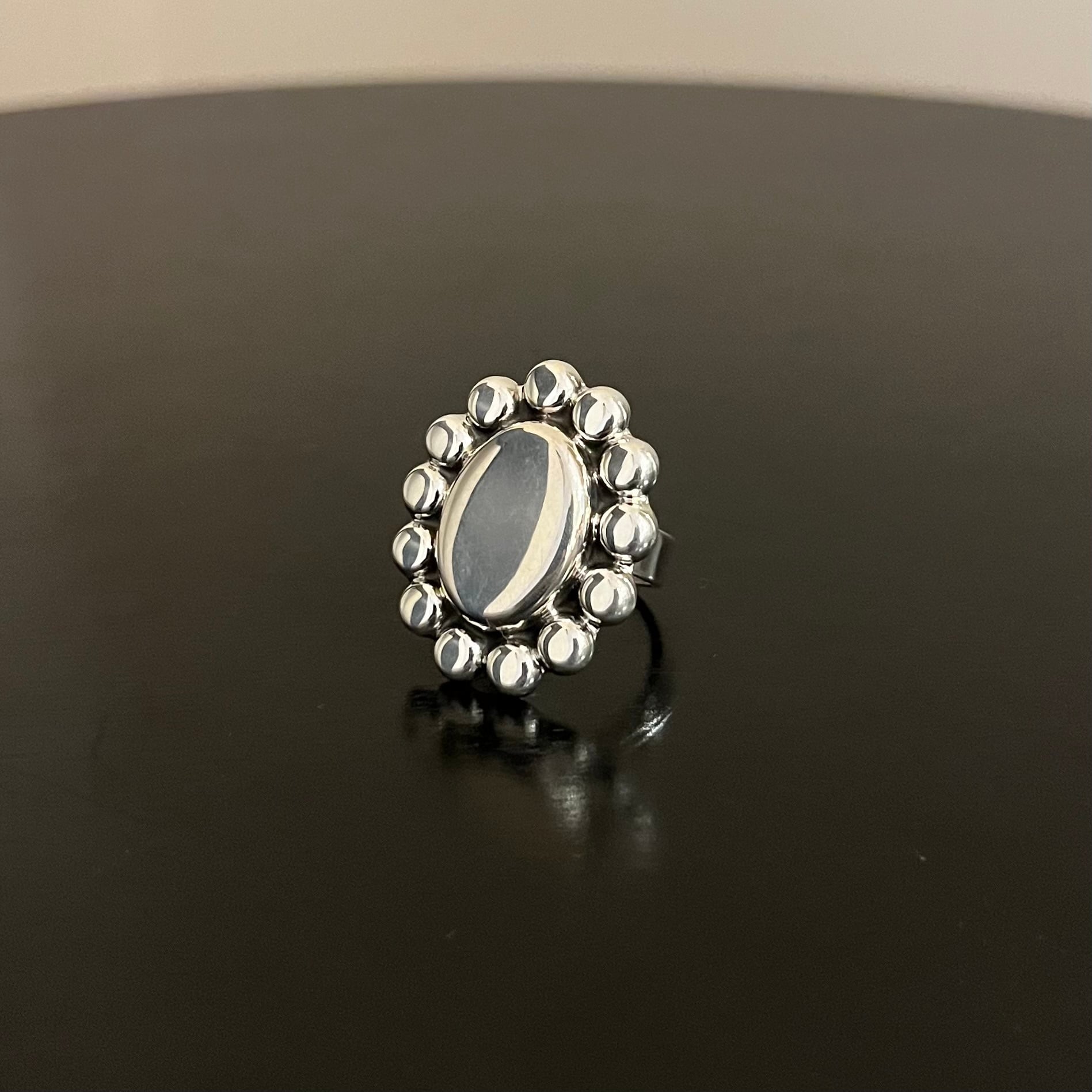 Ring | BASENOTES