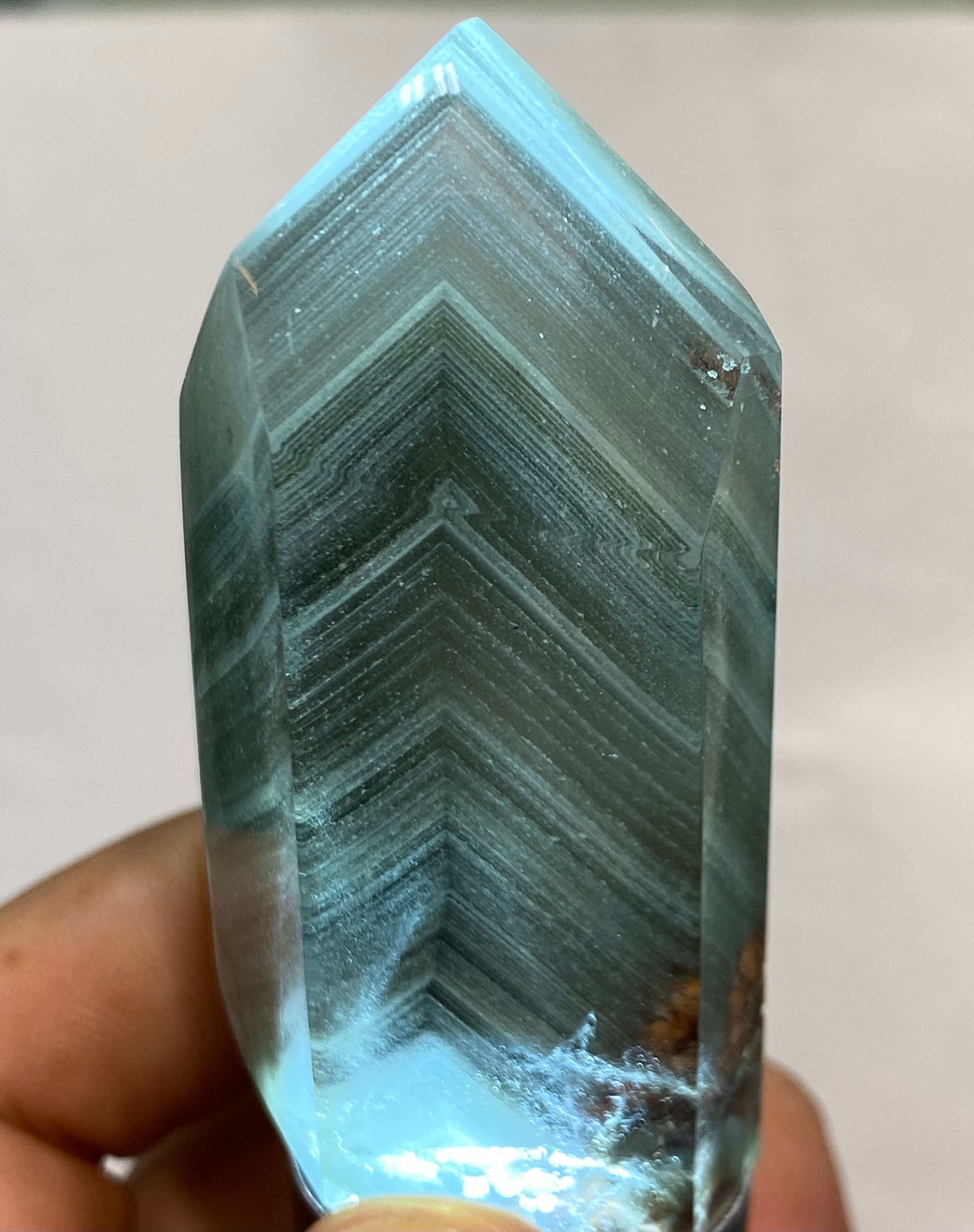 希少 ガネッシュヒマール 水晶 グリーンファントム 天然石 特選！究極のスーパーグリーンファントム水晶ポイント 龍脈ファントム