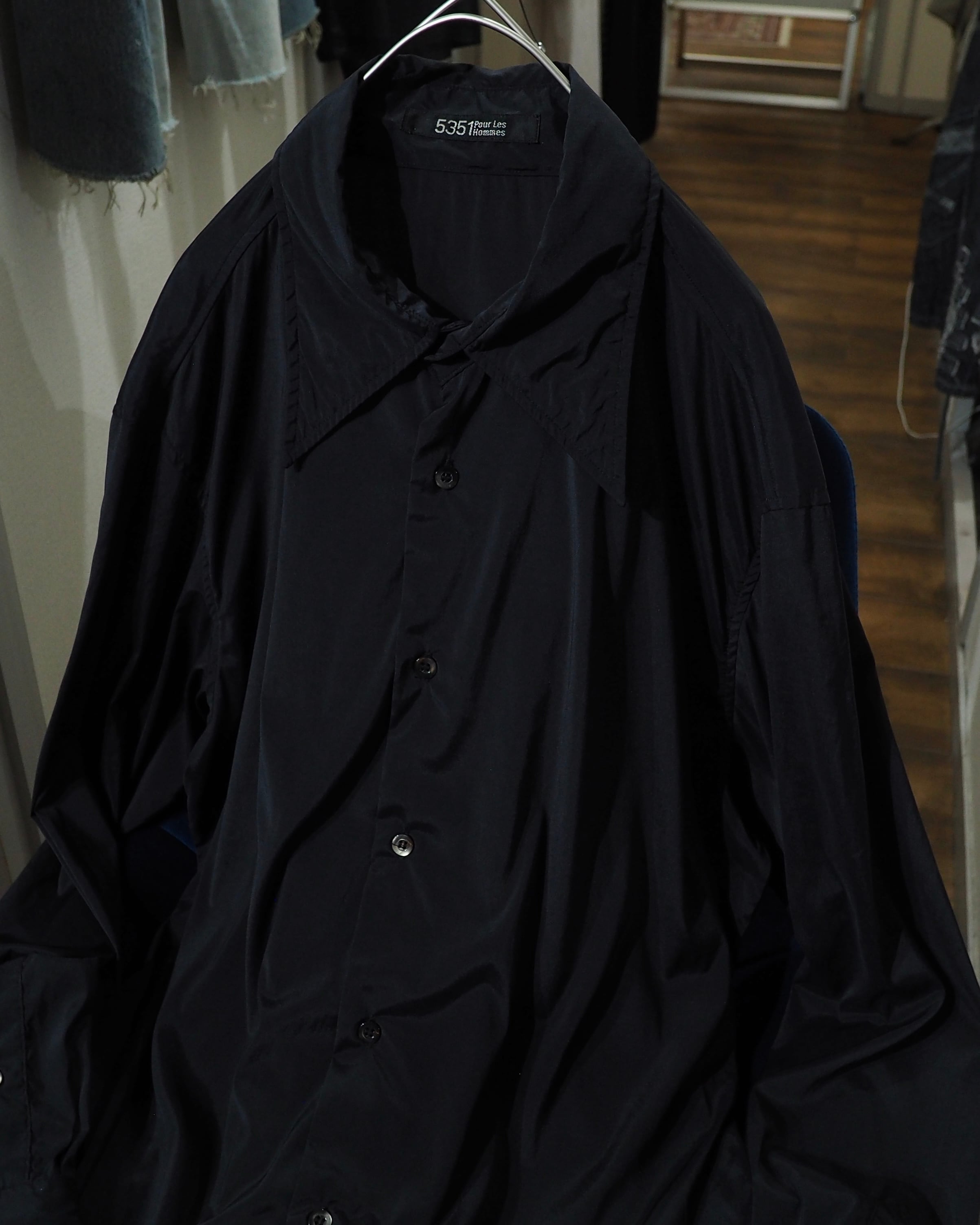 1990 - 00s " 5351 Pour Les Hommes " Black Pointed Collar Archive Drape Shirt