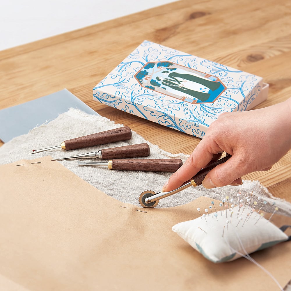 くるみの木のソーイングツールセット