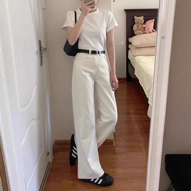 ハイウエスト ストレート デニムパンツ レディース パンツ ボトムス Gパン ストレートパンツ ロングパンツ ロング ストレート ファスナー ポケット ハイウエスト デニム カラーデニム かわいい 大人可愛い シンプル カジュアル おしゃれ こなれ感 ボーイッシュ 存在感 無地 春 夏 秋 冬 ママ 通勤 学生 学校 通学 デート お出かけ 旅行 公園 女子会 休日 ショッピング カフェ 普段使い 着回し 定番 XS S M L XL 2XL 小さいサイズ 大きいサイズ 白 ホワイト