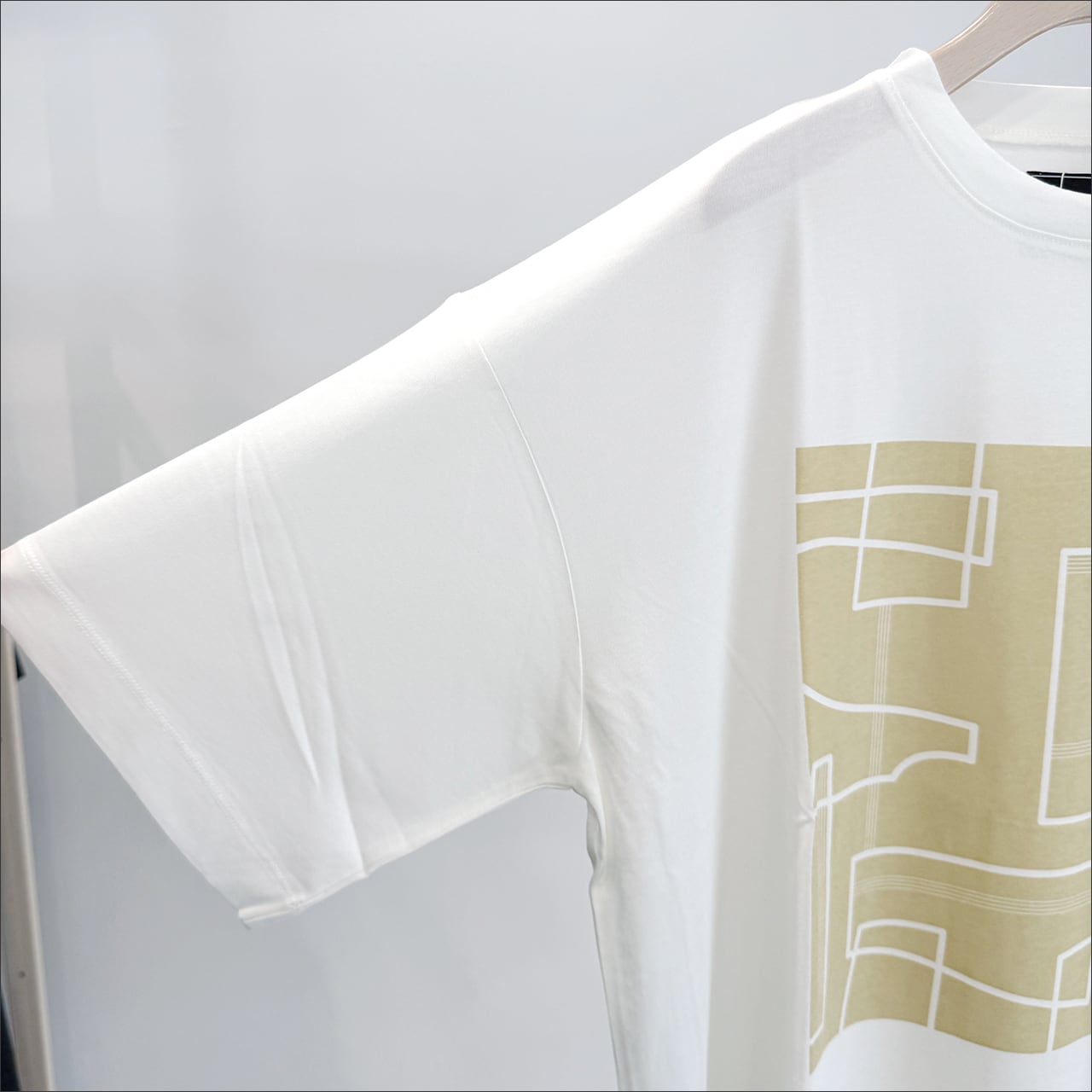TAGE アートプリントバギーTシャツ 2601-TGCS746 (チャコール/ホワイト