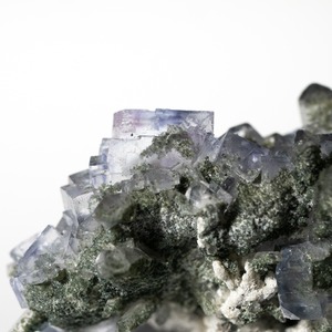 ヤオガンシャン産 フローライト 共生 / 原石 標本【B_5】