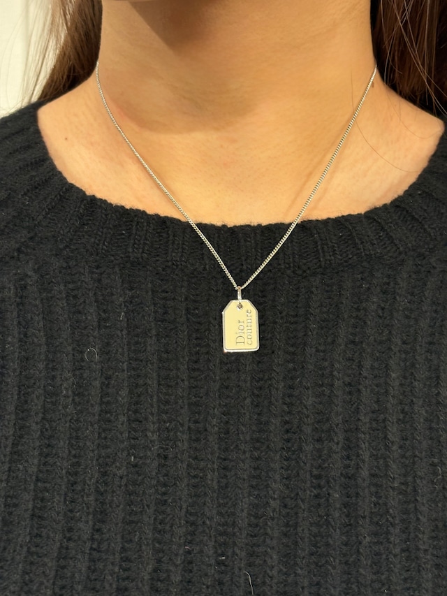 Christian Dior / vintage  Dior couture plate necklace.