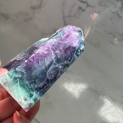 人気のブルーフローライト2*フリーフォーム*ちょっと変わったタワー*天然石インテリア*パワーストーン*置き物
