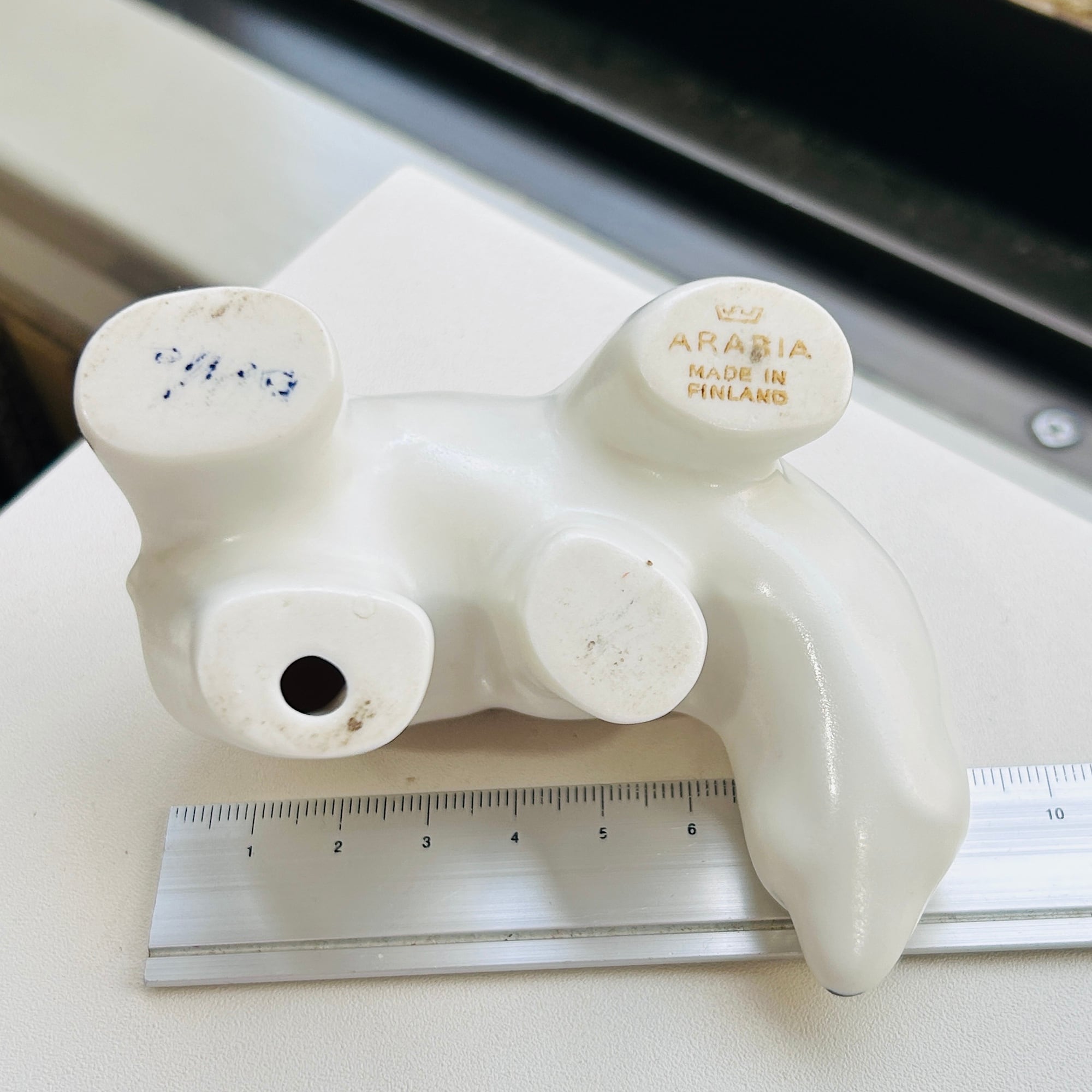 60s フィンランド ARABIA（アラビア）ポーラーベア陶製置物 | Milo