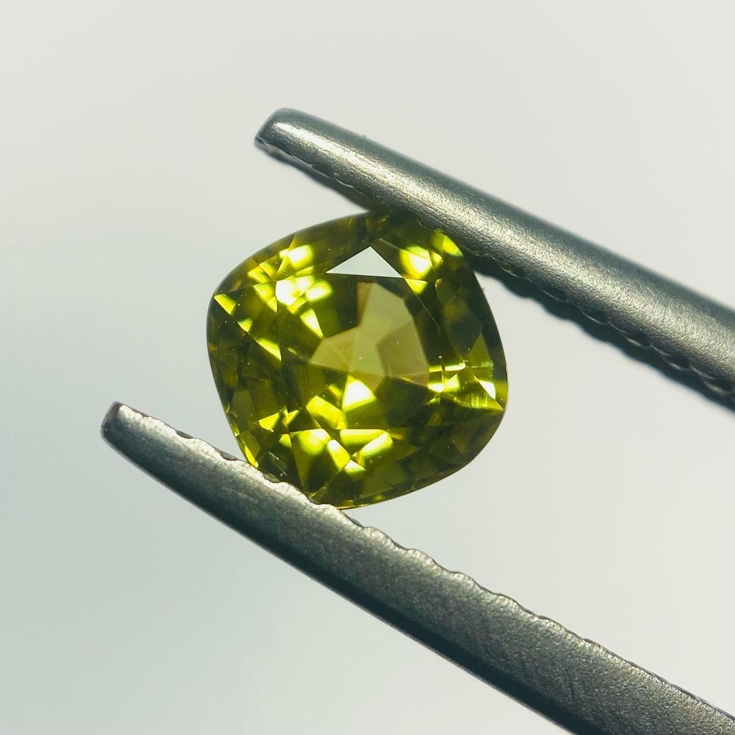 ハッピーカラーのマリガーネット