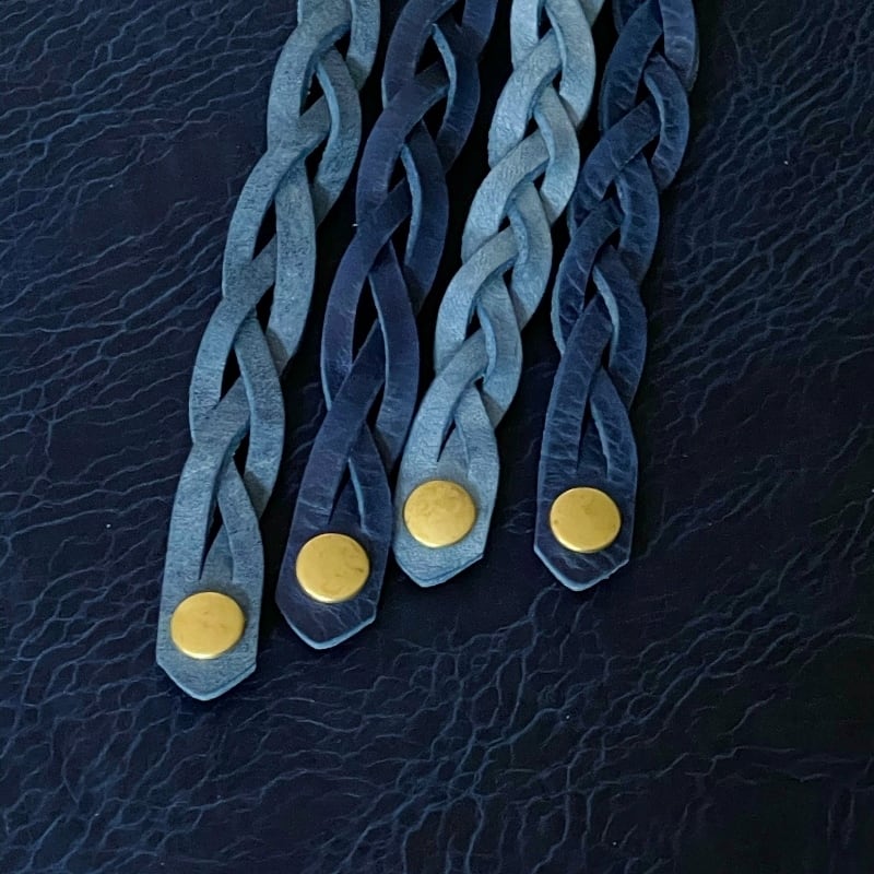 ETSUSHI イタリアンレザーブレスレットブルー