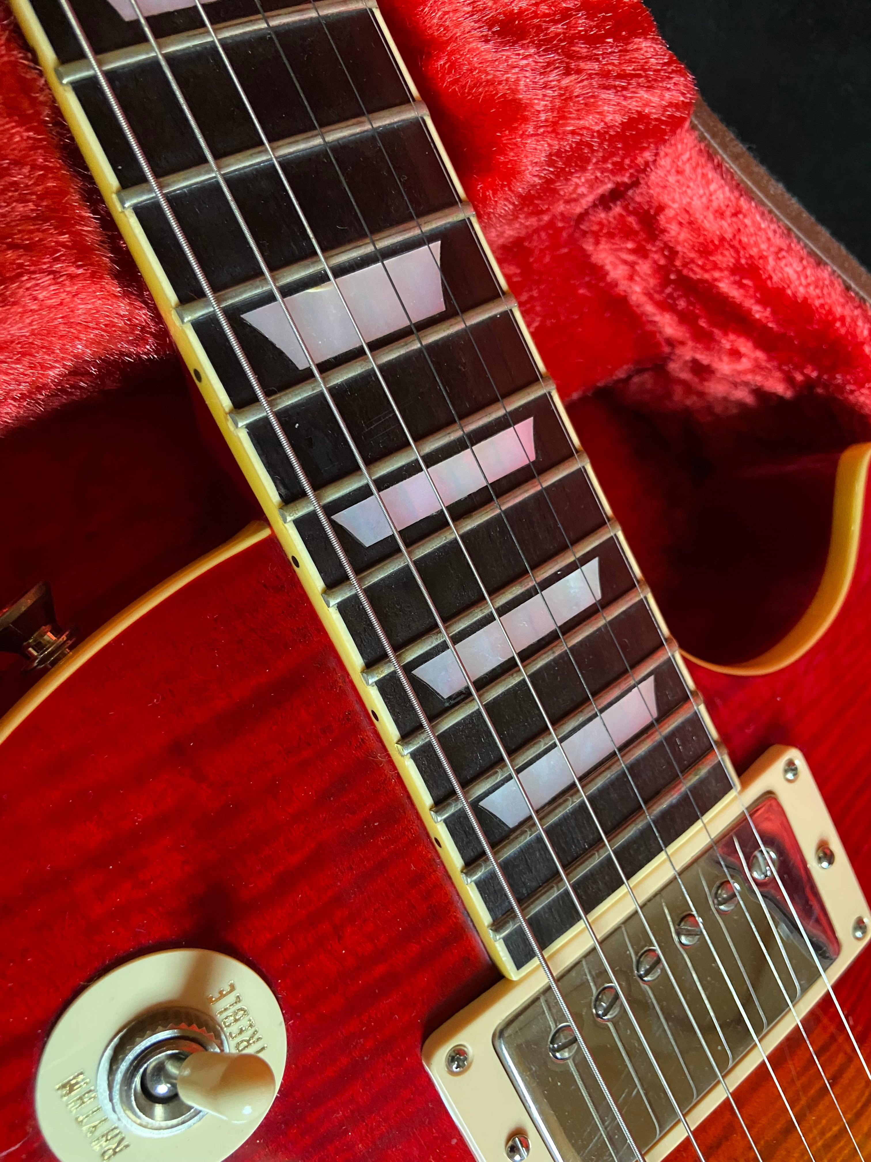 レスポール タイガーフレイムシェクター1993年ホンジュラスローズウッド新品同様 レスポール タイガーフレイム シェクター1993年製造 指板ホンジュラス