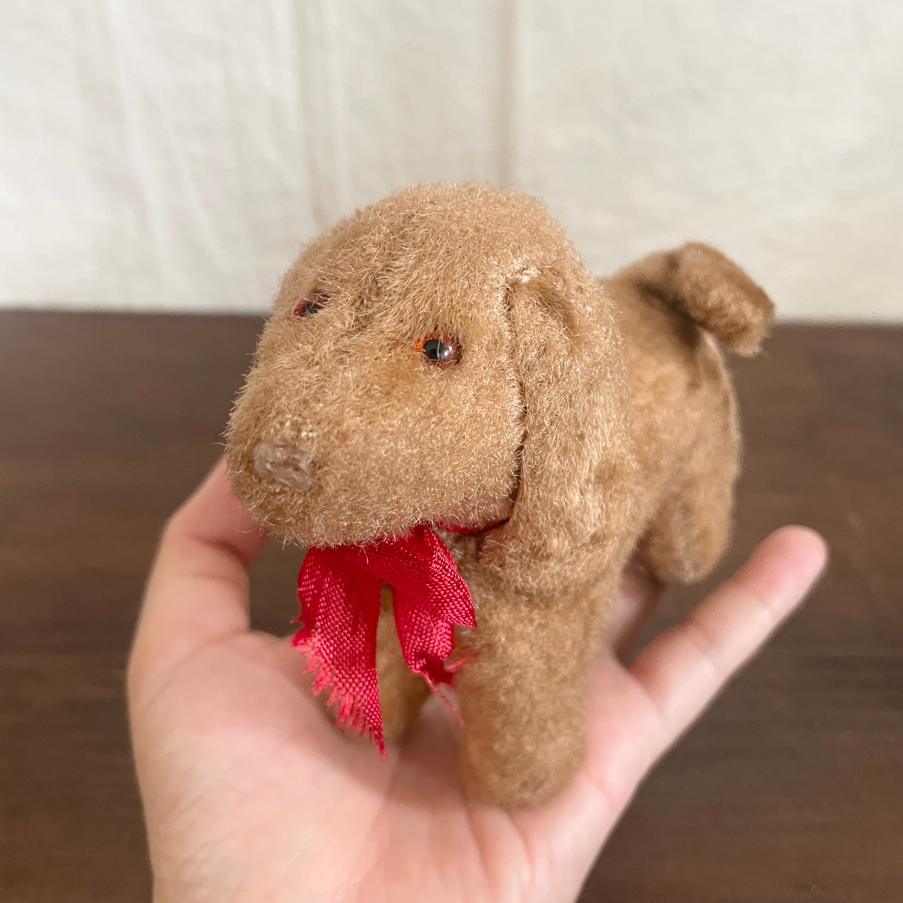 赤いリボンの子犬 | tsuitachi craft&brocante