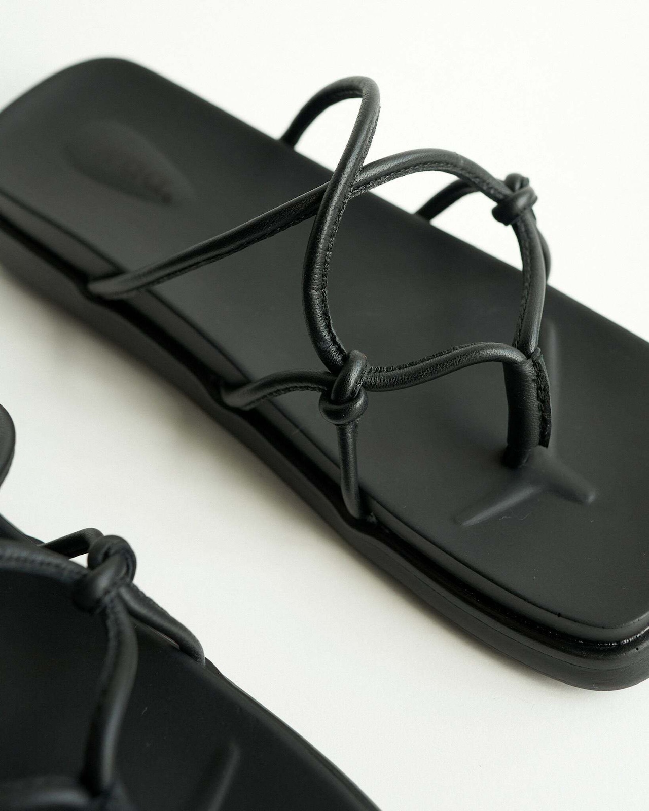 【26SS】waa. studios ワースタジオ /RỐI SANDALS IN BLACK / サンダル - 4