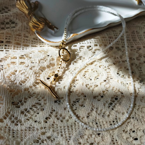 マザー・オブ・パール／SHELLY・ブレスレットにもなるY字ロングネックレス