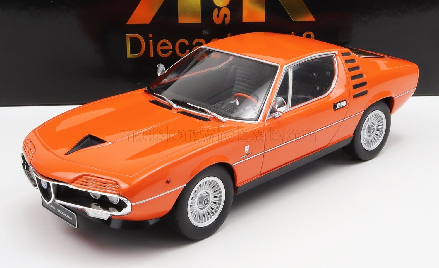 ミニカー 1/18 アルファロメオ モントリオール KK-SCALE 1/18 ALFA