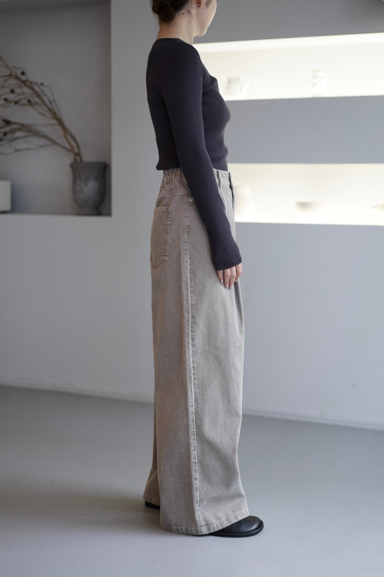 Corduroy wide pants コーデュロイワイドパンツ Off gray | planet3rd