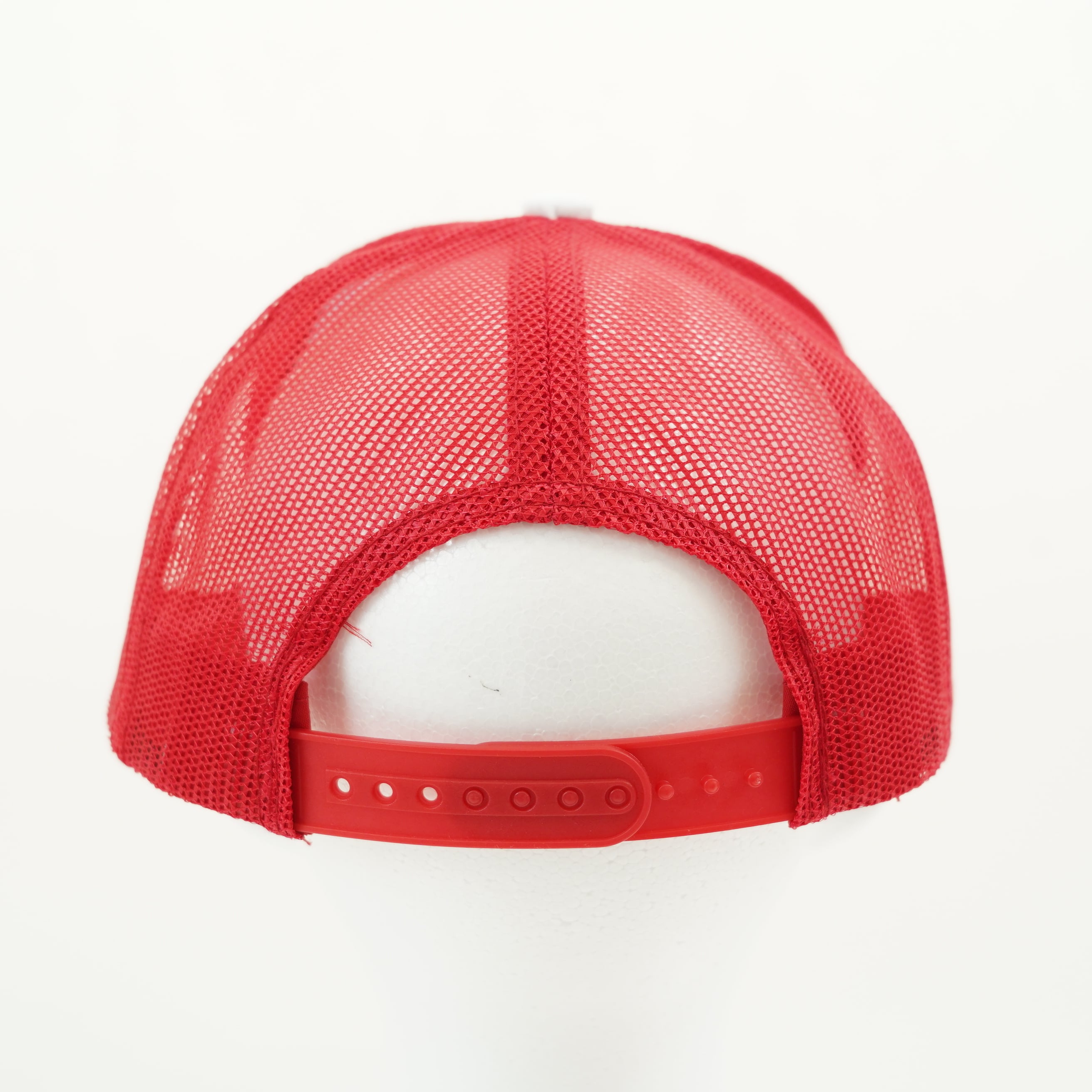 BASS PRO SHOPS / Embroidered MESH CAP / Red | Tasf Tackle Mart