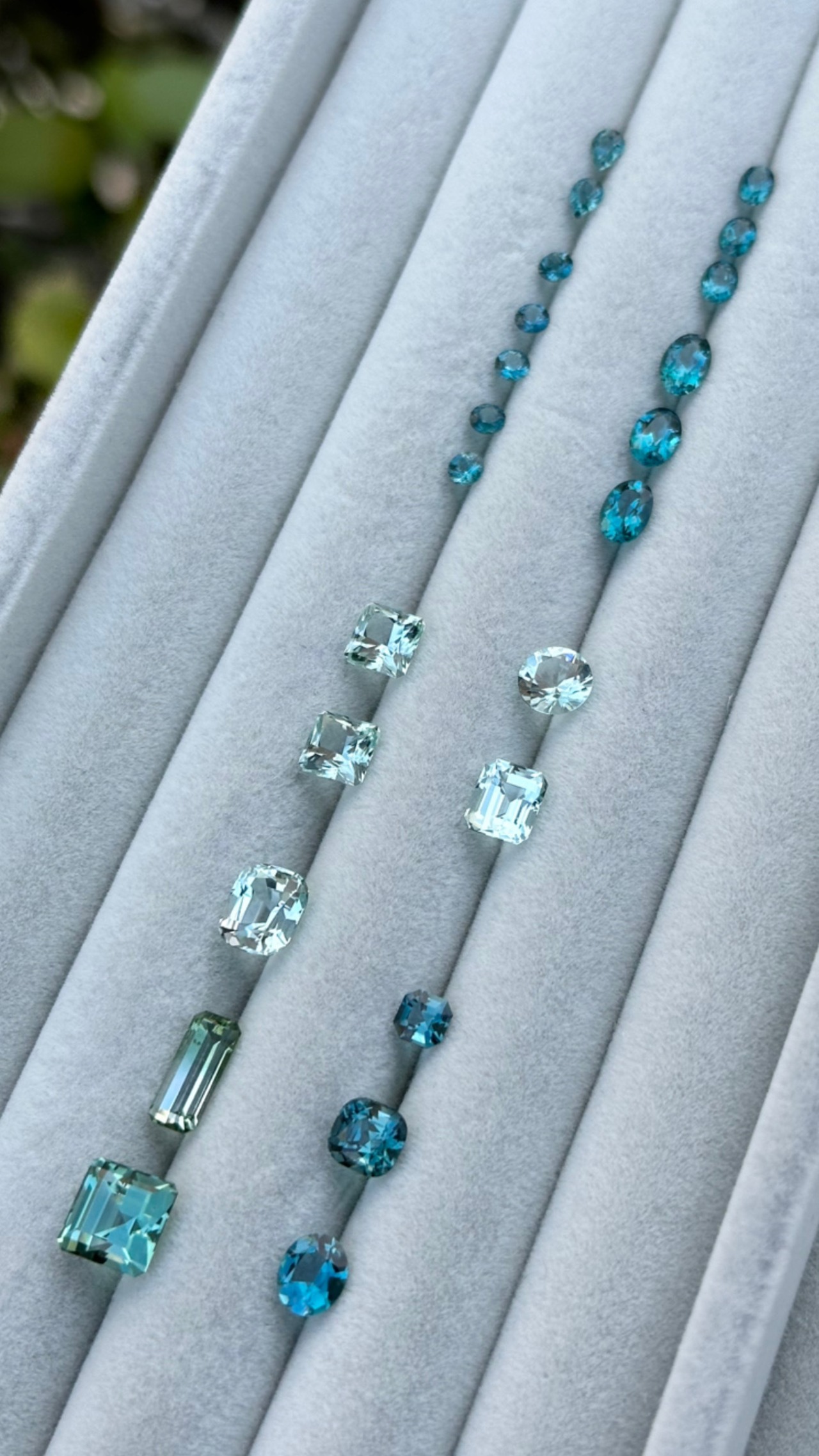 アイスブルートルマリン 6mm, 0.72ct ナミビア産