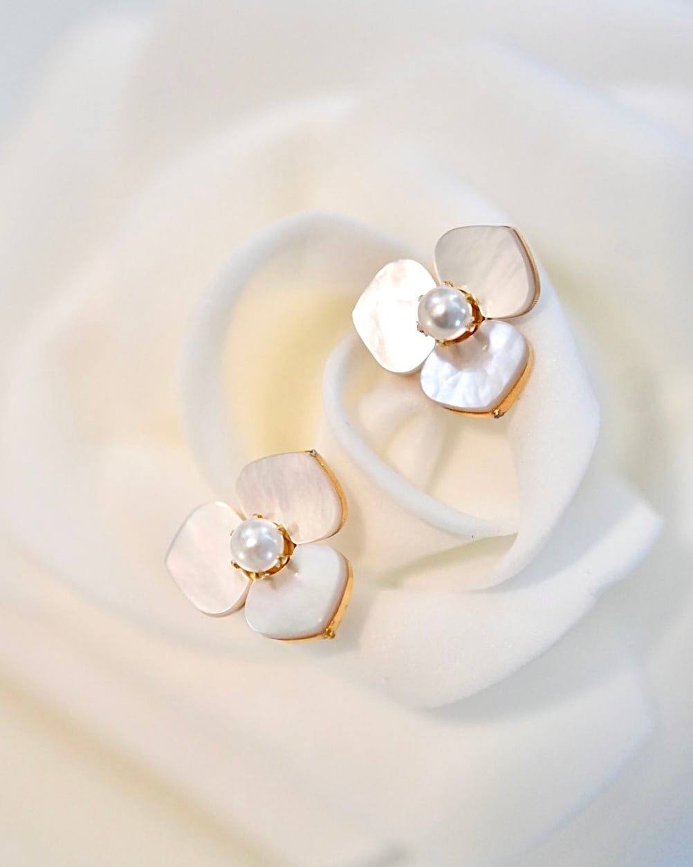 shell flower pierce