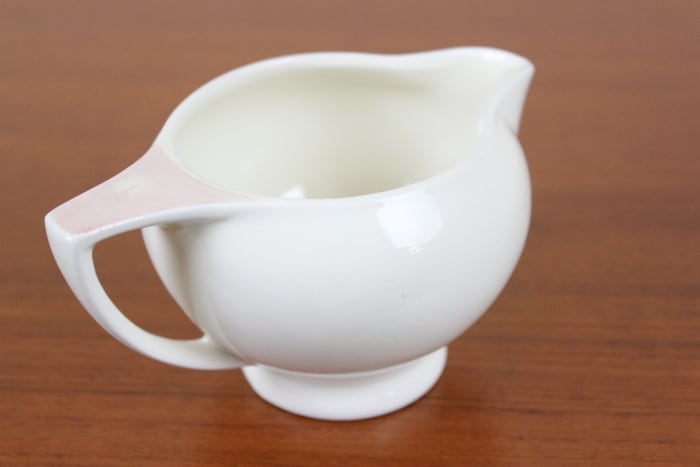 スージークーパー ドレスデン ピンク ミルクジャグ クリーマー