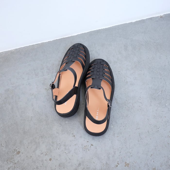 シューズ | tile
