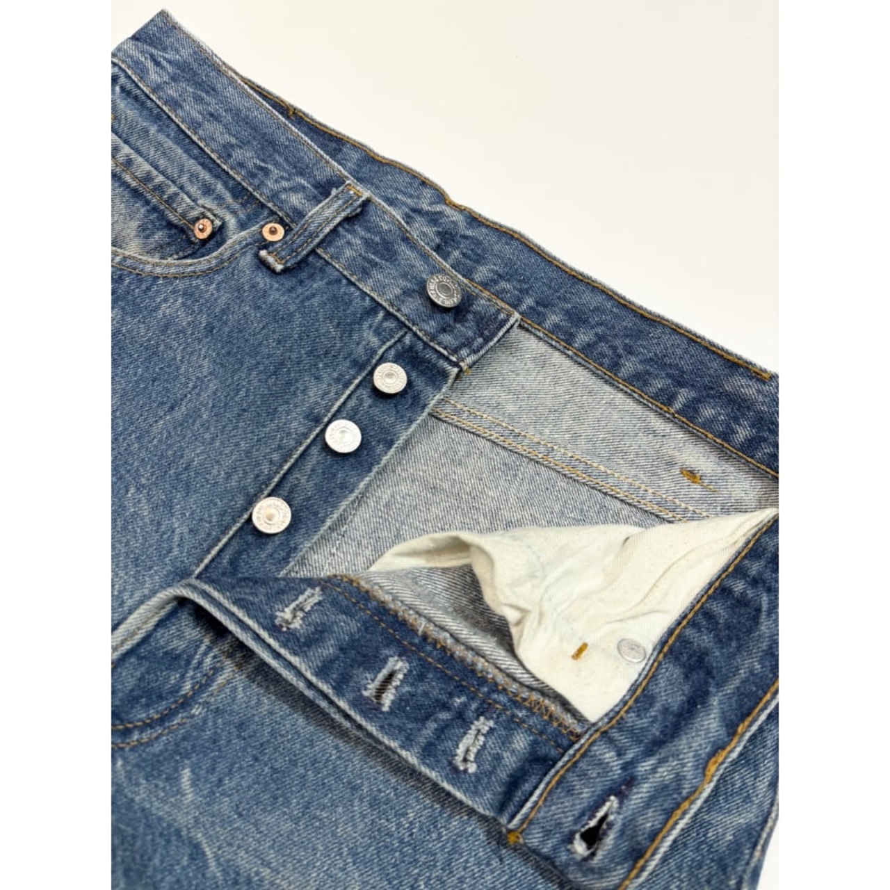 90s Levi’s 501 DENIM PANTS MADE IN USA  Size W32L34→W31L31