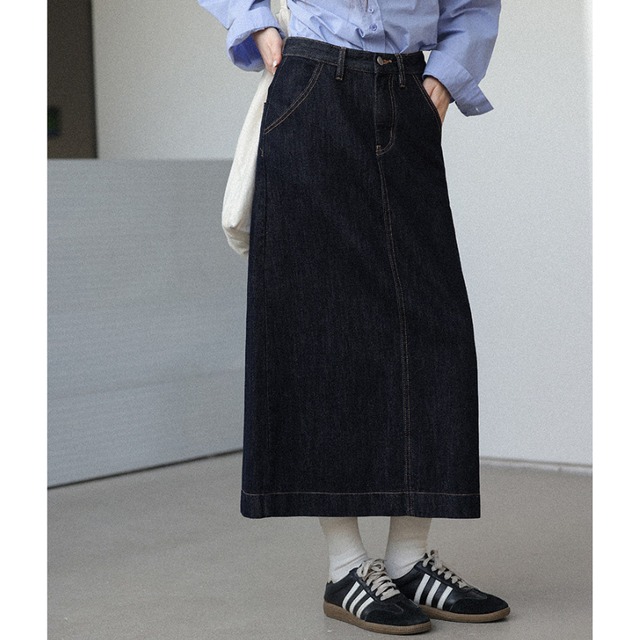 back-slit denim skirt　J00494